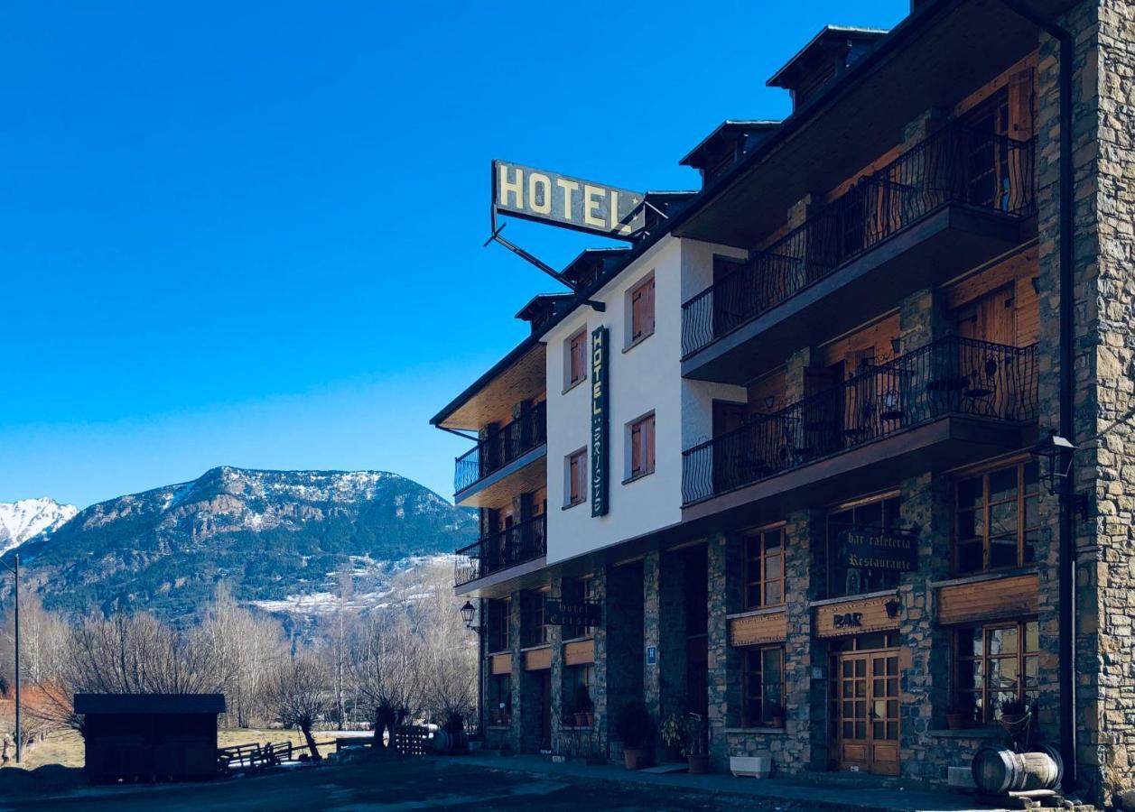 Hotel Eriste Eksteriør bilde